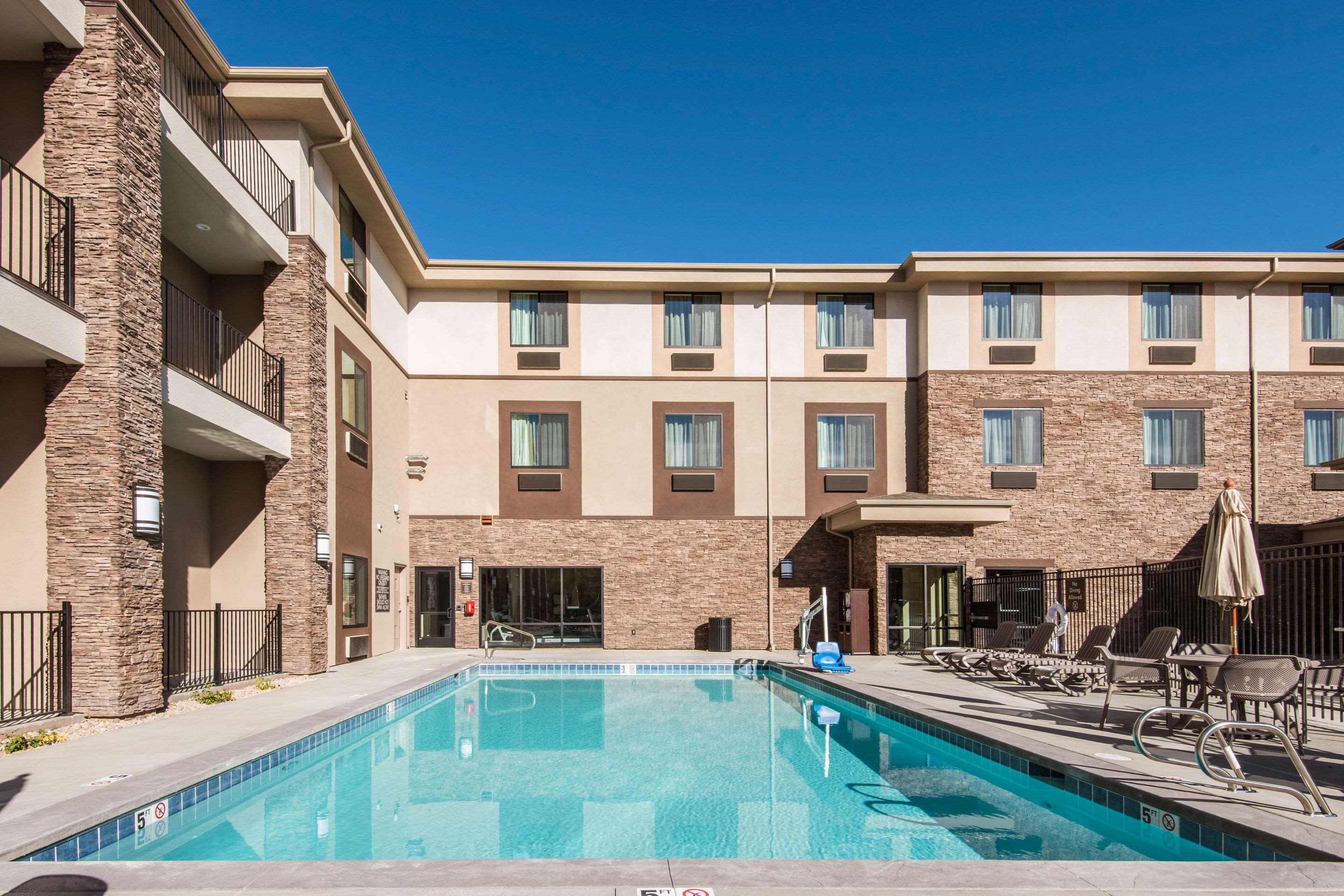 Mainstay Suites Moab Near Arches National Park Exterior photo